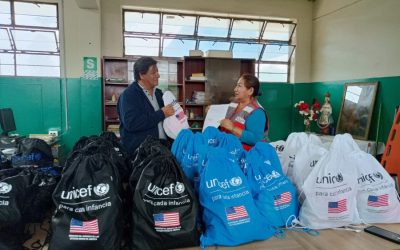 UNICEF DONA KITS DE HIGIENE DE EMERGENCIA A ESTUDIANTES DE UGEL 04 AFECTADOS POR DESASTRES NATURALES