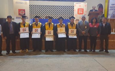 ESTUDIANTES DE CETPRO JESÚS OBRERO DE COMAS RECIBEN TÍTULO TÉCNICO A NOMBRE DE LA NACIÓN