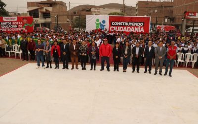DIRECTORA DE UGEL 04 PARTICIPA EN LANZAMIENTO DE CONCURSO EDUCATIVO CONSTRUYENDO CIUDADANIA IMPULSADO POR MUNICIPIO DE PUENTE PIEDRA