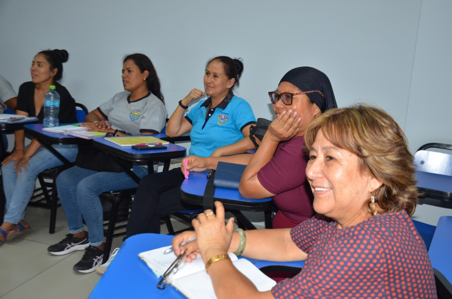 DIRECTORAS DE NIVEL INICIAL PARTICIPAN EN I TALLER DE FORTALECIMIENTO SOBRE IMPLEMENTACIÓN DEL CNEB Y PLANIFICACIÓN CURRICULAR