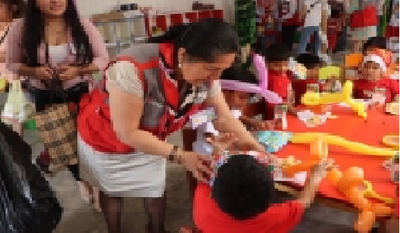 UGEL 04 LLEVÓ ALEGRÍA A LA IEI. “NIÑOS DE SANTA ROSA”