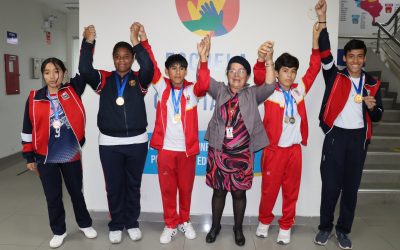 ATLETAS GANADORES DE ETAPA REGIONAL DE LOS JEDP RECIBEN CONDECORACIÓN
