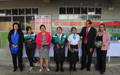 ESTUDIANTES DE IE 8190 SOL NACIENTE RECIBEN RECONOCIMIENTO TRAS CONCLUIR CURSOS DE CIBERSEGURIDAD