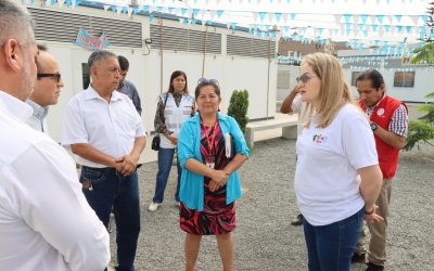 VICEMINISTRA DE EDUCACIÓN SUPERVISA ESCUELAS TEMPORALES DE IE SAN FELIPE