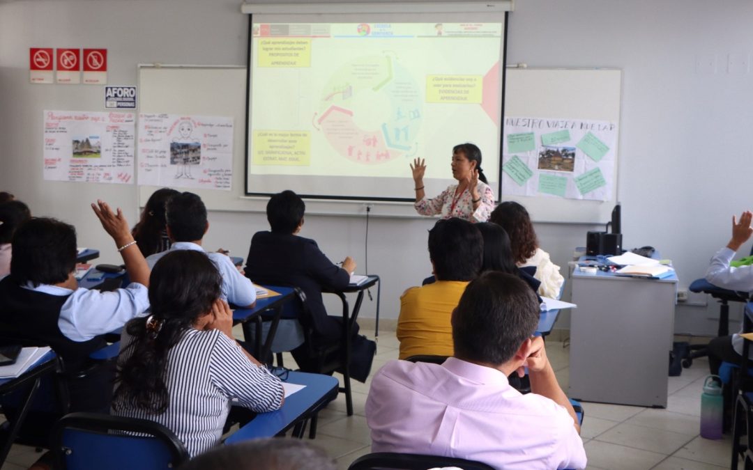 CONTINUA DESARROLLO DE DIPLOMADO PARA DIRECTIVOS DE II.EE. PÚBLICAS