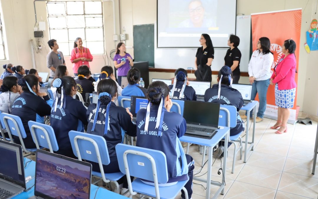 ALUMNAS DE IE 3512 DE CHOCAS RECIBEN CAPACITACIÓN EN MANEJO DE INTELIGENCIA ARTIFICIAL