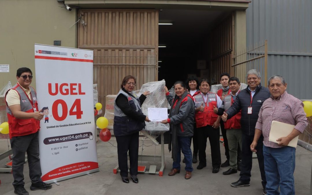 UGEL 04 ENTREGA MAQUINARIA INDUSTRIAL A CETPRO PÚBLICOS PARA FORMACIÓN TÉCNICA DE SUS ESTUDIANTES