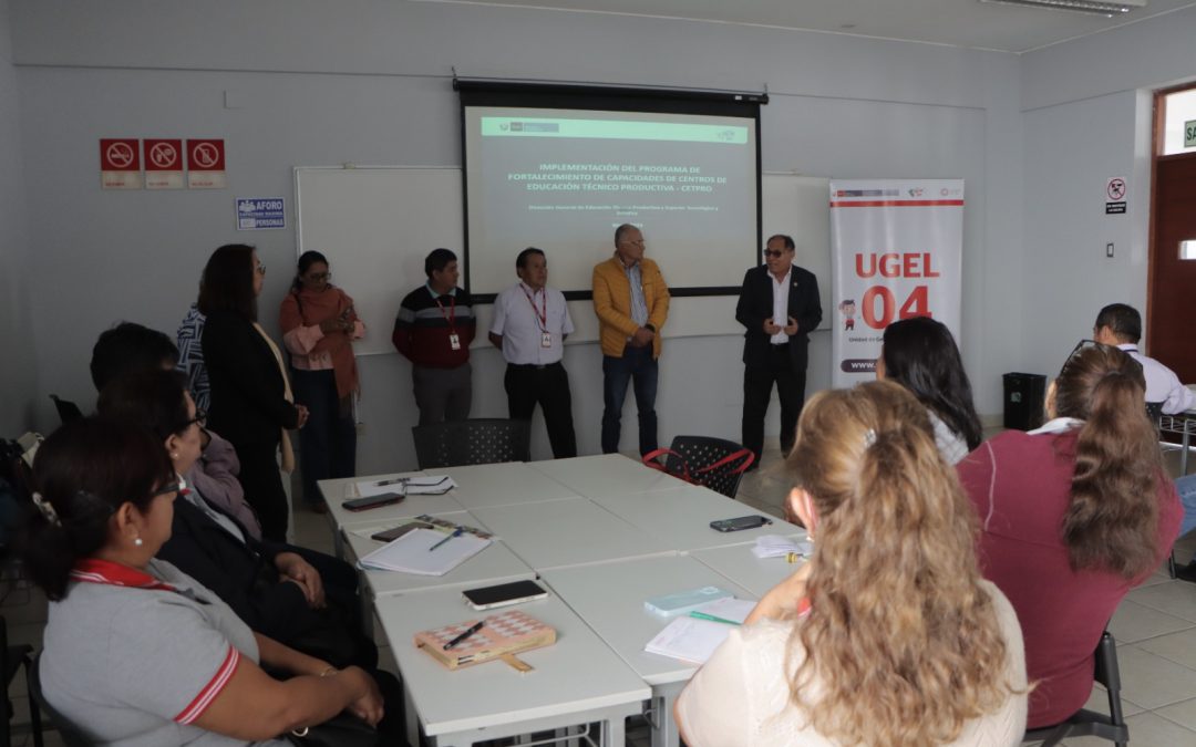 DIRECTIVOS Y DOCENTES DE CETPRO RECIBEN CAPACITACIÓN PARA MEJORAR COMPETENCIAS PEDAGÓGICAS