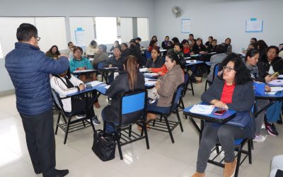 CONCLUYE CON ÉXITO EL TALLER DE CAPACITACIÓN PARA DOCENTES DE LA UGEL 04 EN LA UNIVERSIDAD CÉSAR VALLEJO