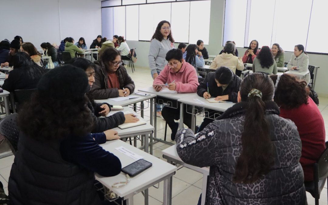 DOCENTES DE INICIAL RECIBEN CAPACITACIÓN SOBRE HABILIDADES SOCIO EMOCIONALES
