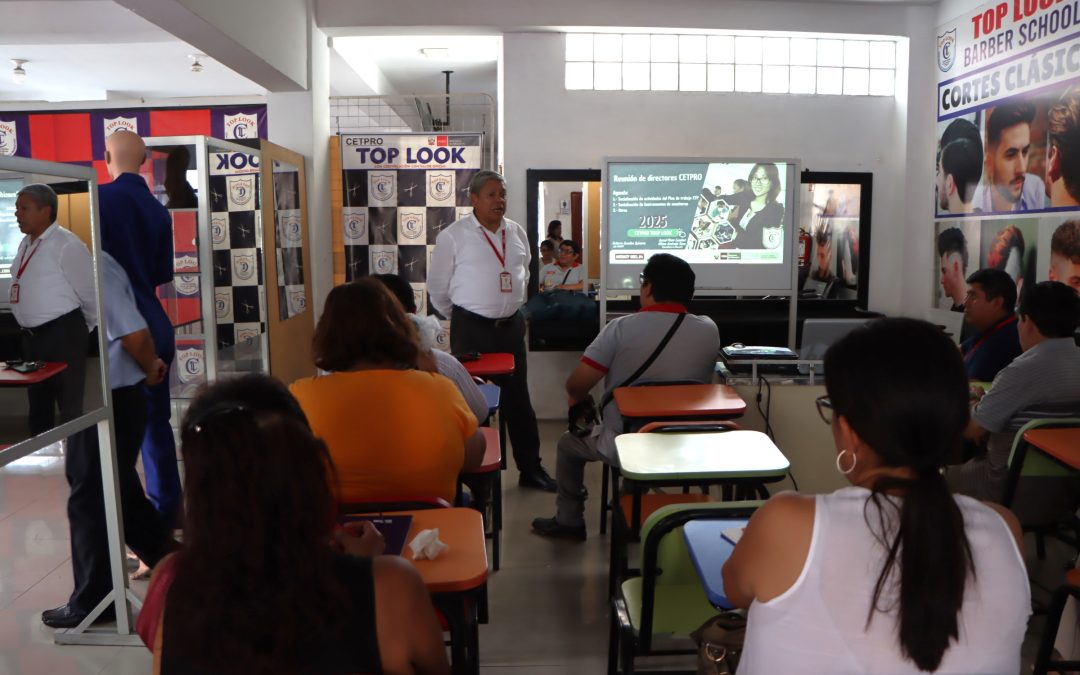 Directivos se reúnen para fortalecer la Gestión Educativa en los CETPRO