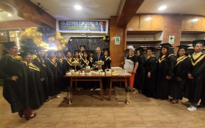 ESTUDIANTES DE CETPRO CARABAYLLO CULMINAN SU FORMACIÓN AUXILIAR TÉCNICO EN PANADERÍA Y PASTELERÍA