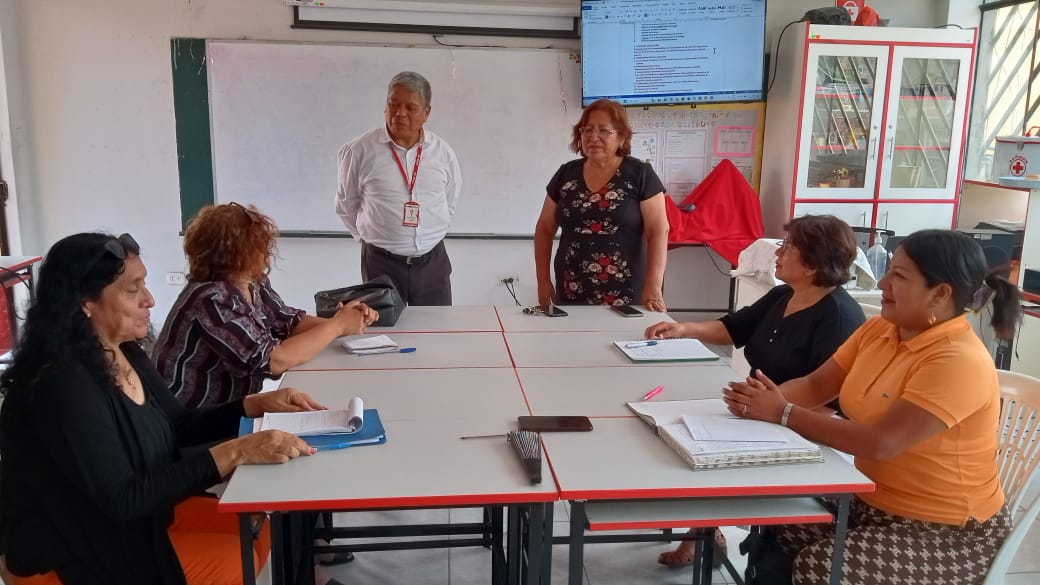 DOCENTES Y DIRECTIVOS DE CETPRO RETOMAN ACTIVIDADES PARA UN INICIO DE CLASES EXITOSO