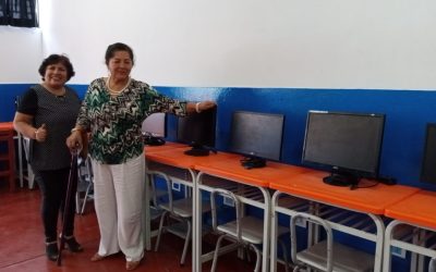 IE 2035 FERNANDO BELAUNDE SE BENEFICIA CON DONATIVO DE COMPUTADORAS