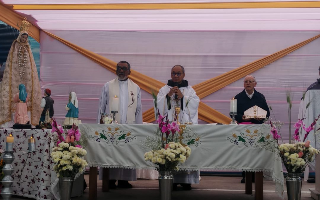 RENDIMOS HOMENAJE A NUESTRA PATRONA INSTITUCIONAL VIRGEN DE FÁTIMA