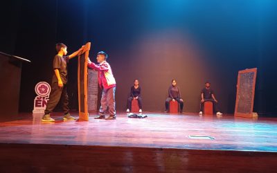 CON GRAN PRESENTACIÓN TEATRAL DE IE RAÚL PORRAS SE INAUGURA ETAPA DRELM DE JUEGOS FLORALES ESCOLARES NACIONALES