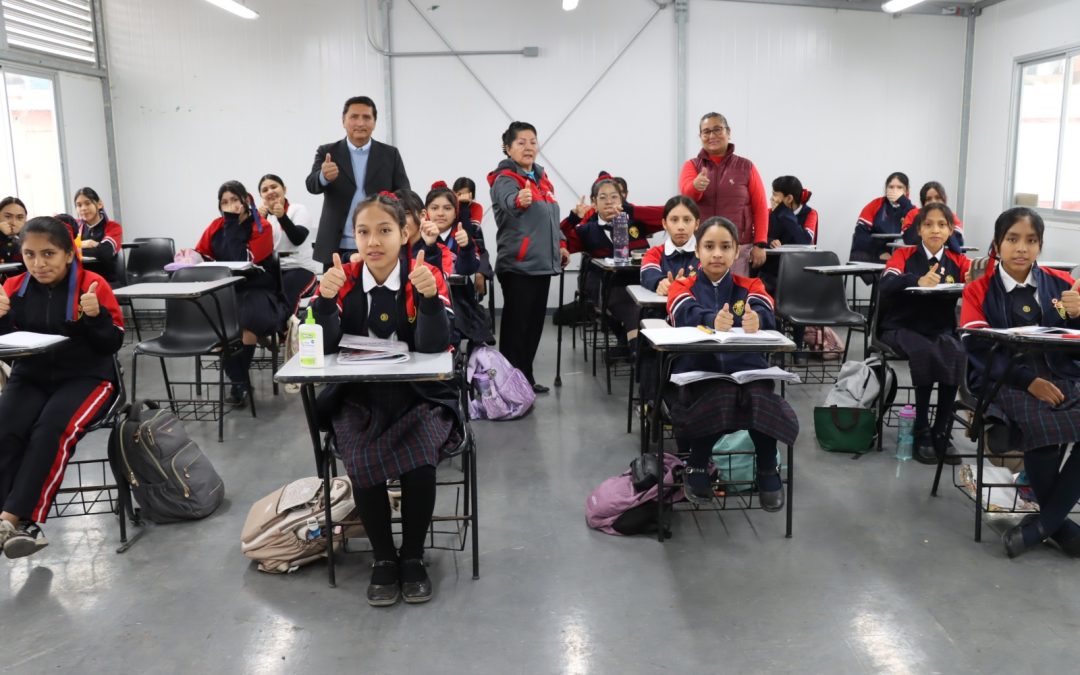 ESTUDIANTES DE IE. ESTHER FESTINI E IE. TROMPETEROS REANUDAN CLASES PRESENCIALES EN ESPACIOS TEMPORALES