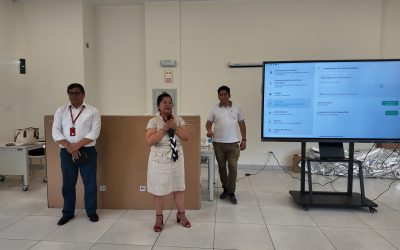 DIRECTIVOS Y DOCENTES DE 47 COLEGIOS PÚBLICOS SE CAPACITAN CON SAMSUNG EN PIZARRAS INTERACTIVAS