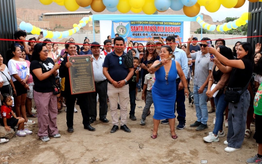 UGEL 04 INAUGURA CERCO PERIMÉTRICO PARA AMPLIAR LA I.E. SANTA MARÍA DEL BOSQUE EN CARABAYLLO