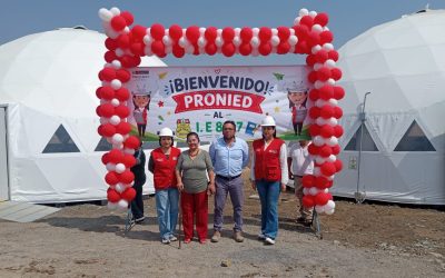 DIRECTORA DE LA UGEL 04 PARTICIPA EN ENTREGA DE AULAS TIPO DOMO EN LA I.E. 8167 RÍO SECO DE CARABAYLLO