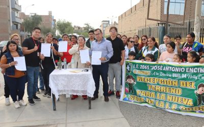 SE ENTREGA TERRENO RECUPERADO PARA BENEFICIO DE IE JOSÉ ENCINAS EN CARABAYLLO