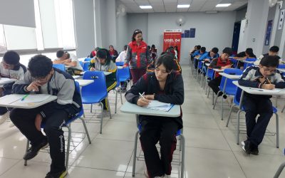 ESTUDIANTES DE COLEGIOS PÚBLICOS Y PRIVADOS PARTICIPARON EN LA ONEM 2026