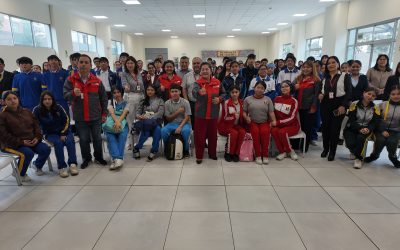 ESTUDIANTES DE SECUNDARIA PARTICIPARON EN LA ETAPA PRESENCIAL DE EL PERÚ LEE 2026