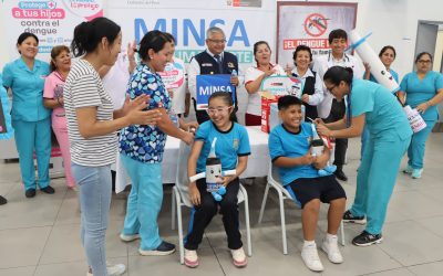 UGEL 04 Y DIRIS LIMA NORTE INICIAN VACUNACIÓN CONTRA EL DENGUE EN COLEGIOS DE CARABAYLLO