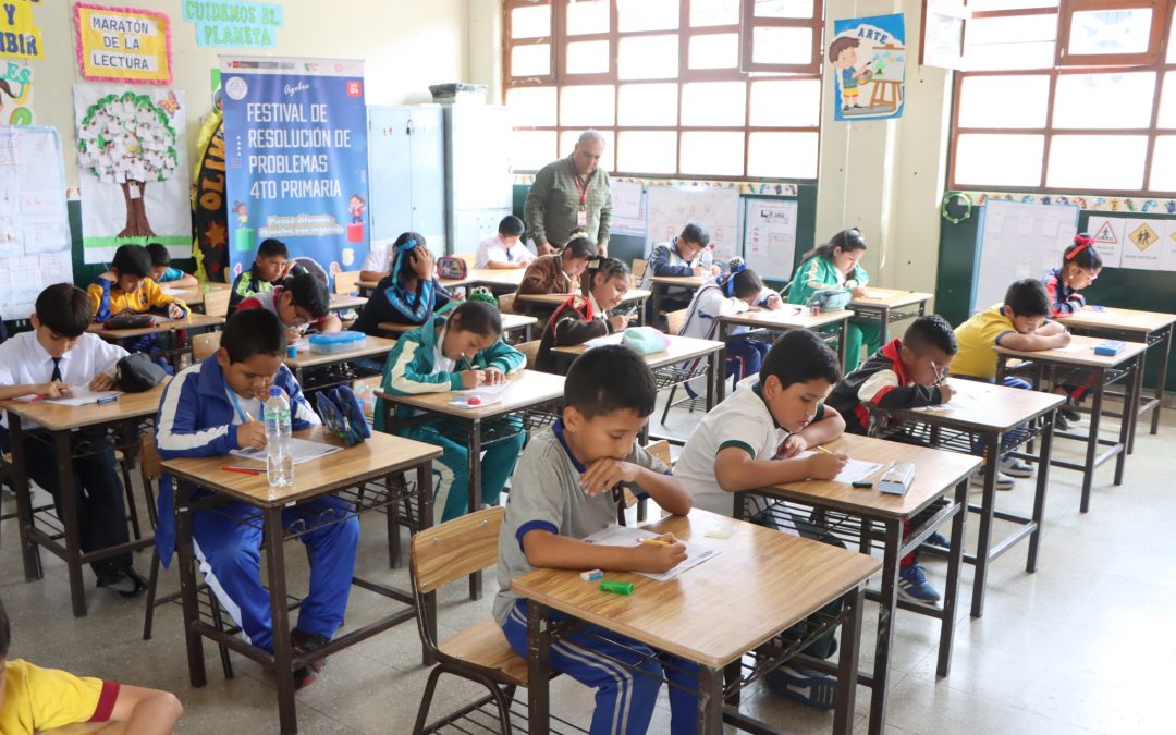 EN “FESTIVAL DE RESOLUCIÓN DE PROBLEMAS” ESTUDIANTES FORTALECEN COMPETENCIAS MATEMÁTICAS